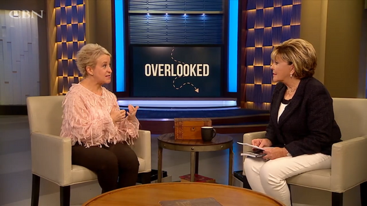 CBN 700 Club with Terry Meeuwsen ~ Coping When Your Siblings are Famous